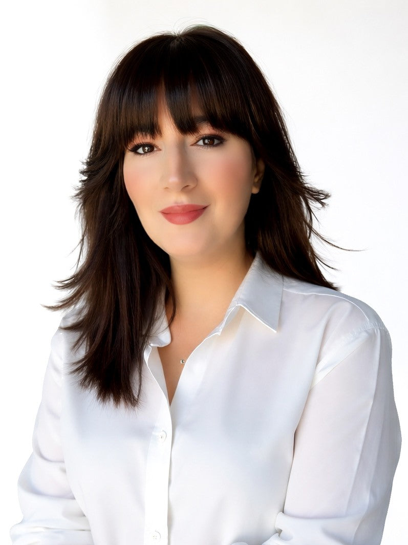 Eve Mamane is the Founder and Owner of Lumilaser Esthetics,&nbsp;a Professional Specialized Skincare and Laser Clinic located in Ville Saint-Laurent, Montreal, Quebec, Canada.